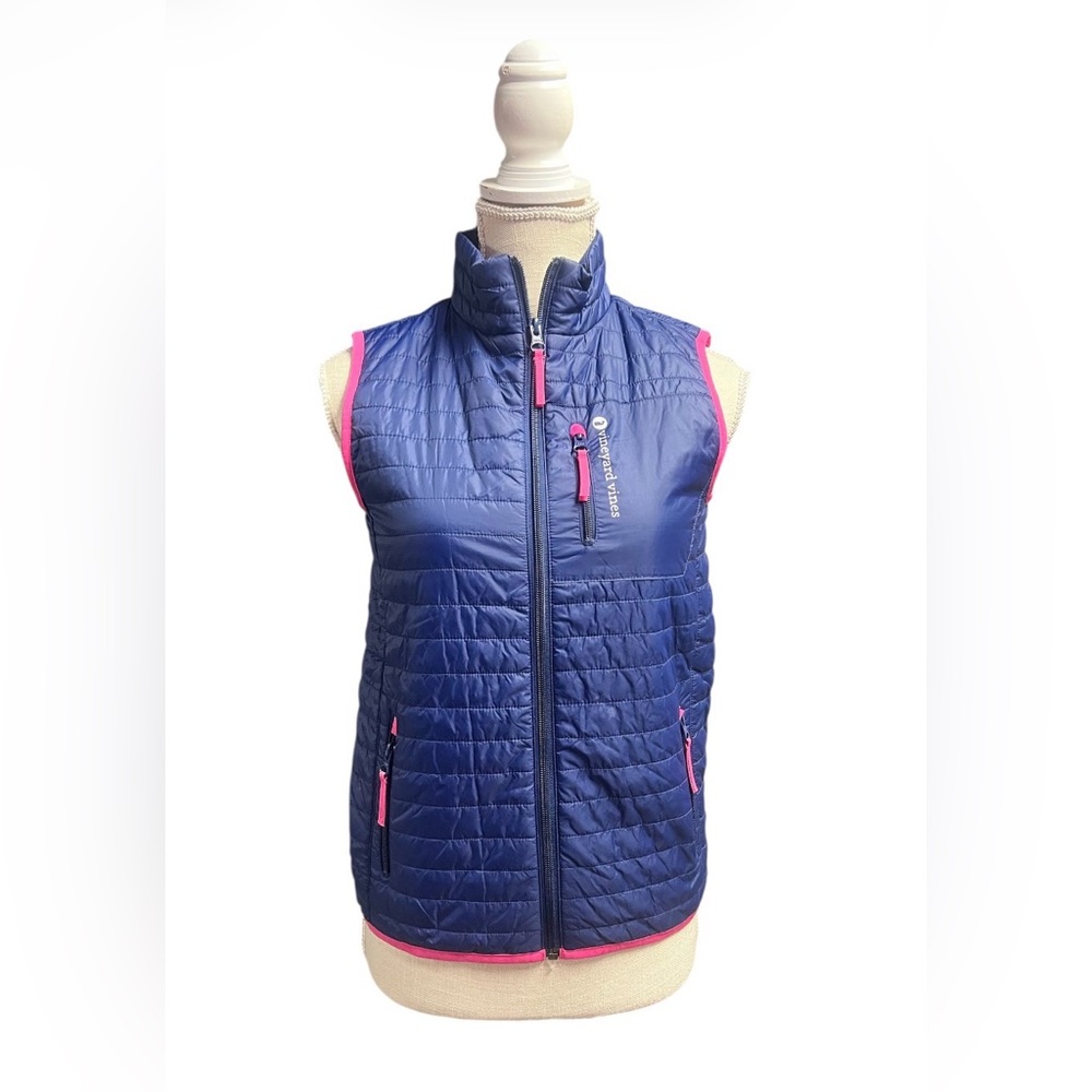 Vineyard Vines vest.‎